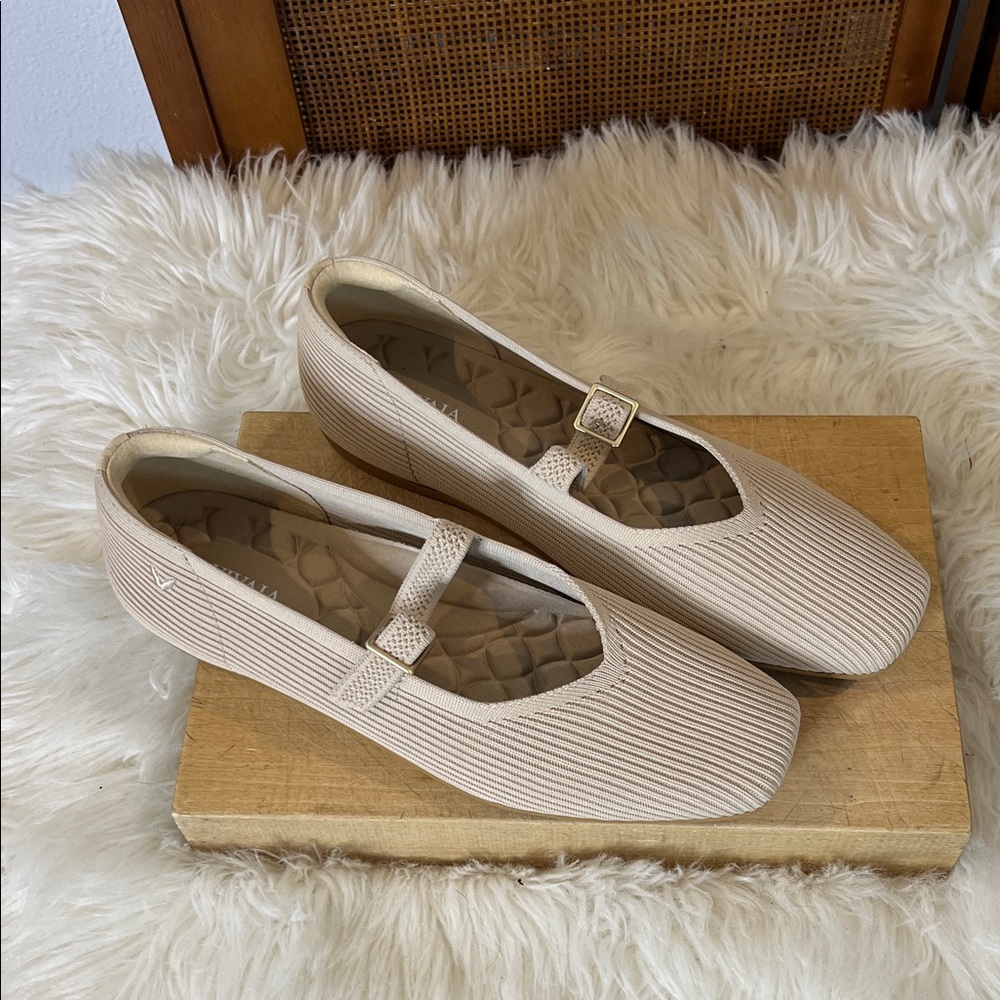 Vivaia Square Toe Margot Walker Single Buckle Strap Shoes